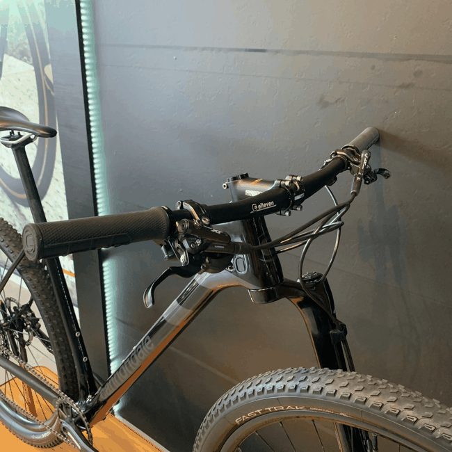 Bicicleta Cannondale FSI Carbon 2 Aro 29 XTR 12v Preta - Seminova