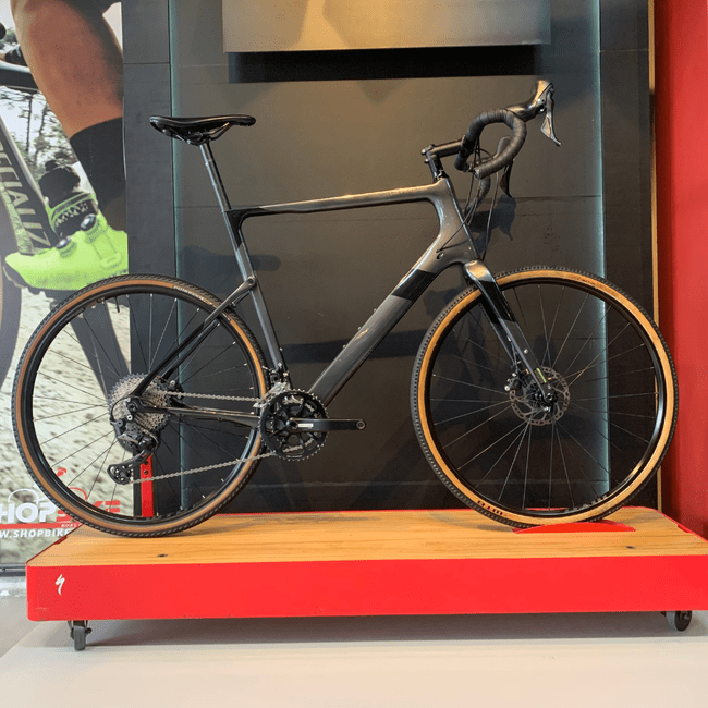 Bicicleta Cannondale Topstone Carbon Aro 700 GRX 22v Cinza e Preto - Seminova