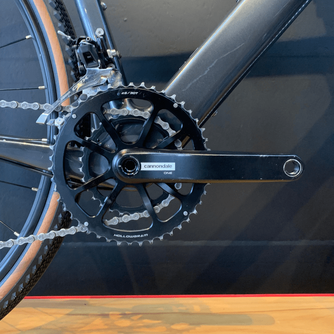 Bicicleta Cannondale Topstone Carbon Aro 700 GRX 22v Cinza e Preto - Seminova