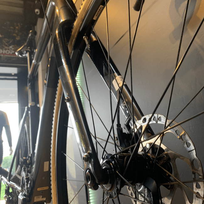 Bicicleta Cannondale Topstone Carbon Aro 700 GRX 22v Cinza e Preto - Seminova