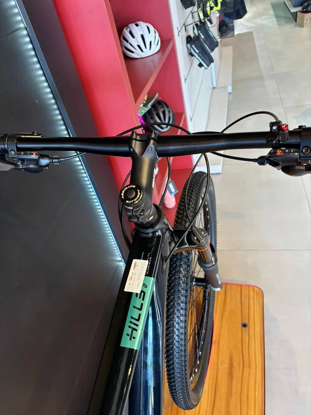 Bicicleta Colli Hills G2 Aro 29 Shimano Acera 16v Preto/Verde