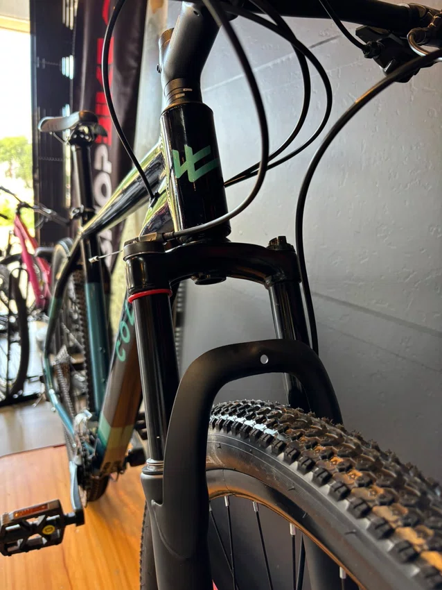 Bicicleta Colli Hills G2 Aro 29 Shimano Acera 16v Preto/Verde