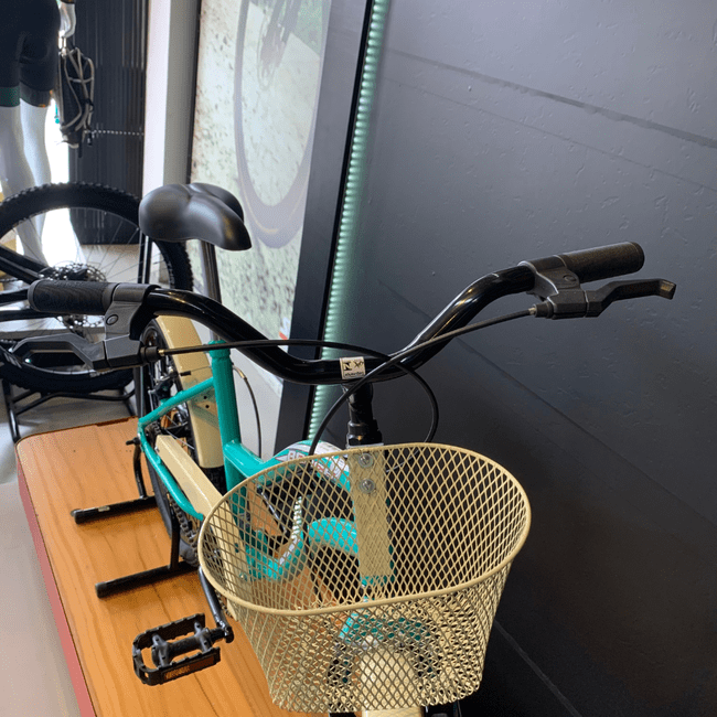 Bicicleta Dalannio Beach Retrô Aro 20 Feminina Verde Agua e Bege