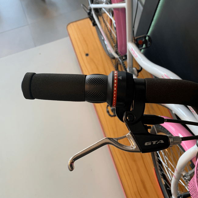 Bicicleta Dalannio Beach Retrô Aro 26 6v Feminina Branco e Rosa