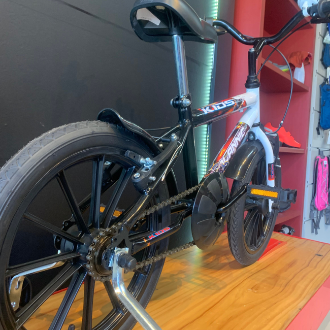 Bicicleta Dalannio Kids Aro 16 Preto e Brancoㅤㅤㅤㅤㅤㅤㅤㅤㅤㅤ