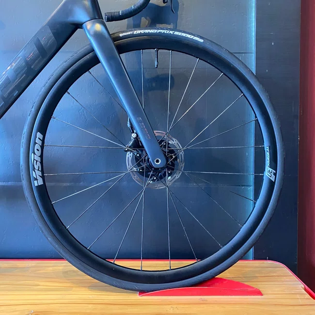 Bicicleta Edro Impetus Aro 700 Rival 22v Preta - Seminova
