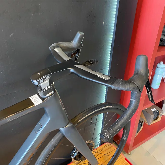 Bicicleta Edro Impetus Aro 700 Rival 22v Preta - Seminova