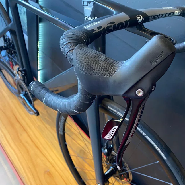 Bicicleta Edro Impetus Aro 700 Rival 22v Preta - Seminova