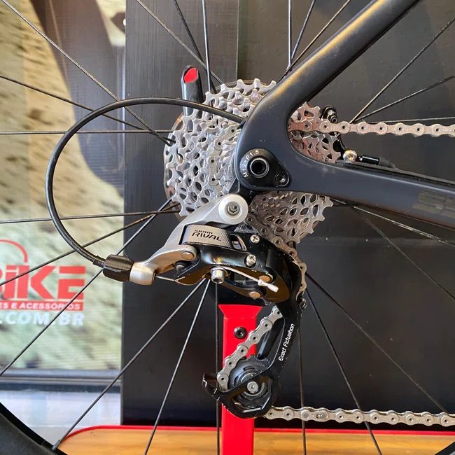 Bicicleta Edro Impetus Aro 700 Rival 22v Preta - Seminova