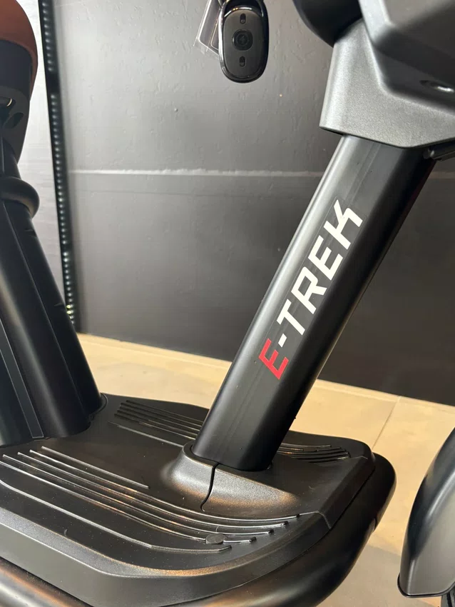 Bicicleta eletrica a10 duos e-trek 48v 1000w preta