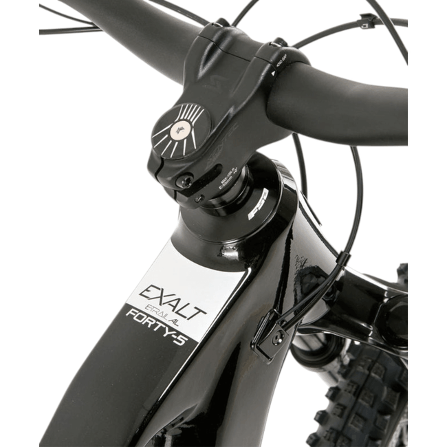 Bicicleta Elétrica Aro 29 Sense Exalt E-trail Al Sport Forty 5 Cues 11v Preto e Alumínio