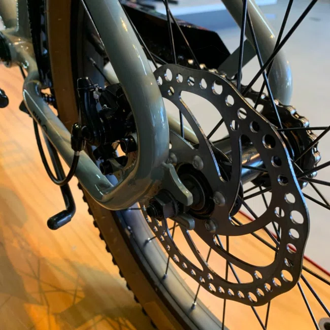 Bicicleta Elleven Aro 20 Elly Cinza Pretaㅤㅤㅤㅤㅤㅤㅤㅤㅤㅤㅤㅤㅤㅤ