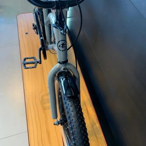 Bicicleta Elleven Aro 20 Elly Cinza Pretaㅤㅤㅤㅤㅤㅤㅤㅤㅤㅤㅤㅤㅤㅤ