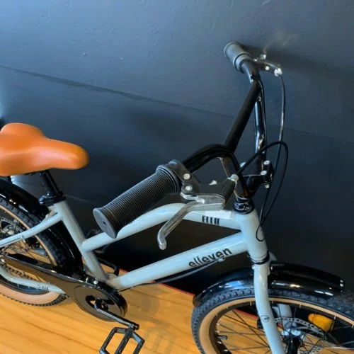 Bicicleta Elleven Aro 20 Elly Cinza Pretaㅤㅤㅤㅤㅤㅤㅤㅤㅤㅤㅤㅤㅤㅤ