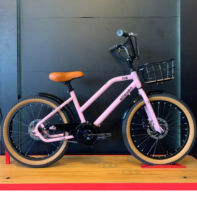 Bicicleta Elleven  Aro 20 Elly Com Cesta Rosa e Pretaㅤㅤ
