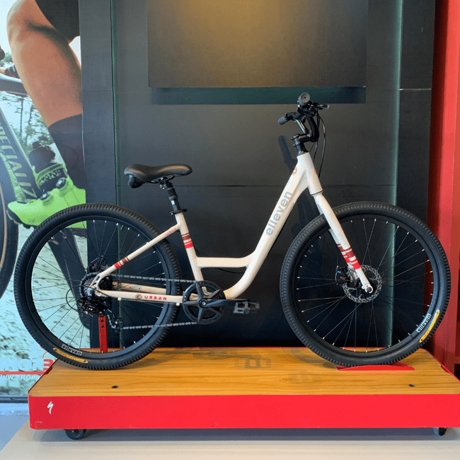 Bicicleta Elleven Venice Aro 27,5 Creme e Vermelho