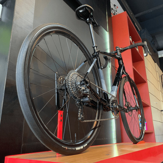 Bicicleta Felt Broam 60 Aro 700 Sram Apex 11v Preto e Cinza - Seminova