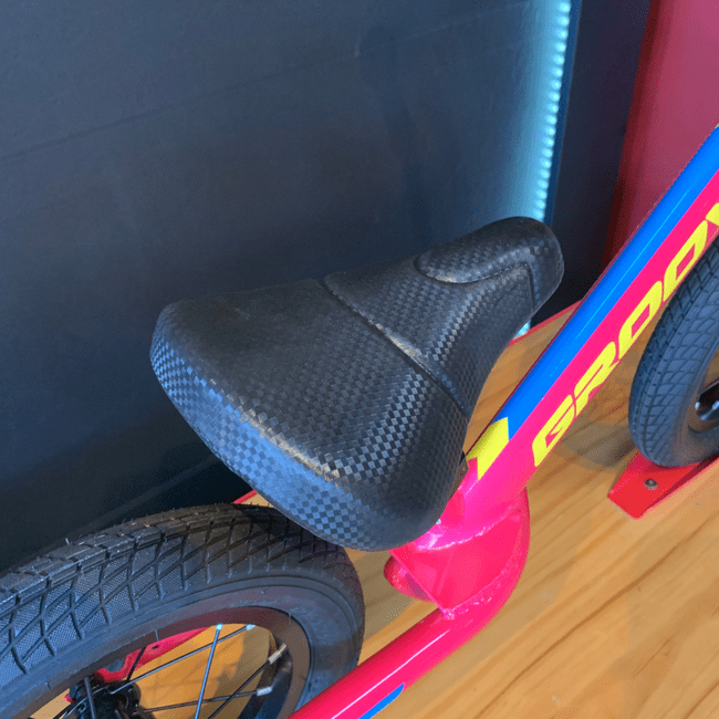 Bicicleta Groove Balance Aro 12 Rosa e Amarelo e Azul