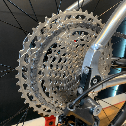 Bicicleta Groove Riff 70 Aro 29 Deore 12v 2023 Prataㅤㅤㅤㅤㅤㅤㅤㅤ