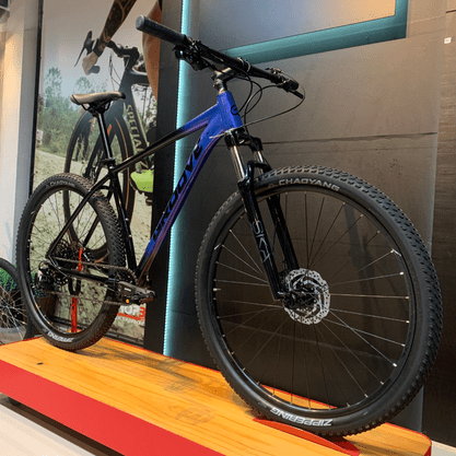 Bicicleta Groove SKA 50 Aro 29 SX 12v 2023 Azul Prism e Preto