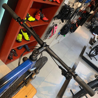 Bicicleta Groove SKA 50 Aro 29 SX 12v 2023 Azul Prism e Preto