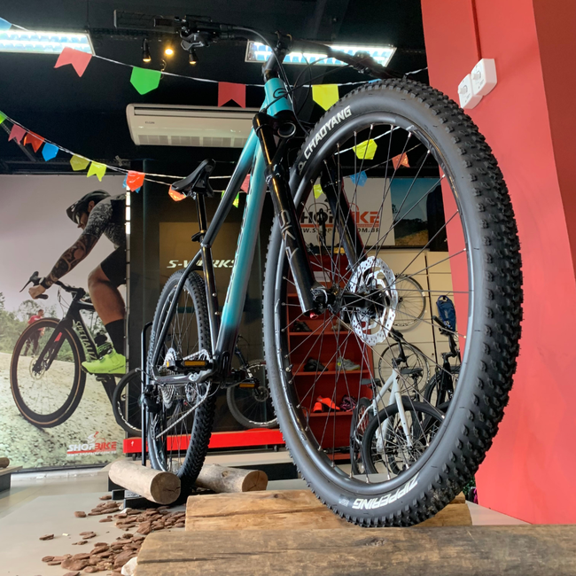 Bicicleta Groove SKA 70 Aro 29 SX 12v 2023 Verde Claro e Grafite