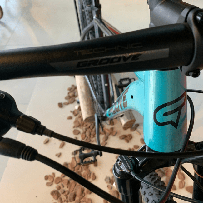 Bicicleta Groove SKA 70 Aro 29 SX 12v 2023 Verde Claro e Grafite