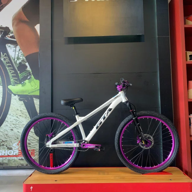 Bicicleta Gta Gravity Freeride Aro 26 Branca Roxaㅤㅤㅤㅤㅤㅤ