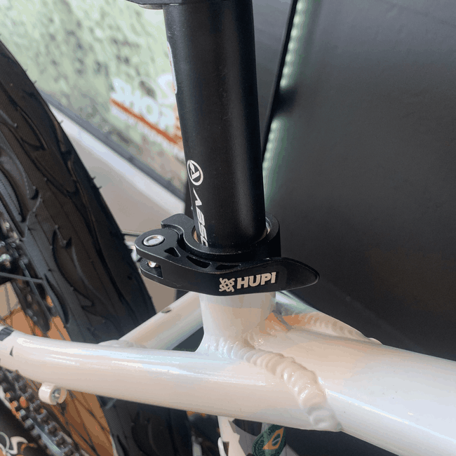 Bicicleta Hupi Naja V9 Aro 26 Branca e Pretaㅤㅤㅤㅤㅤㅤㅤㅤㅤㅤㅤ