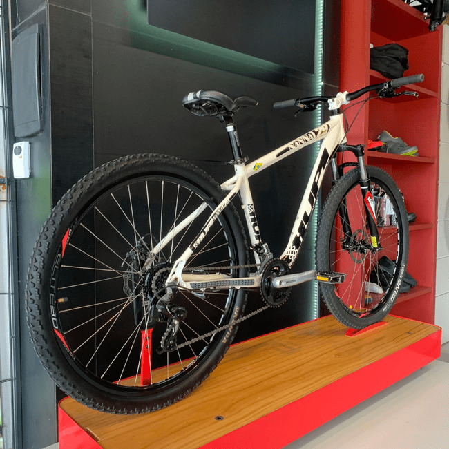Bicicleta Hupi Nannai 29 Aro 29 Altus 24v Branco e Preto - Seminova