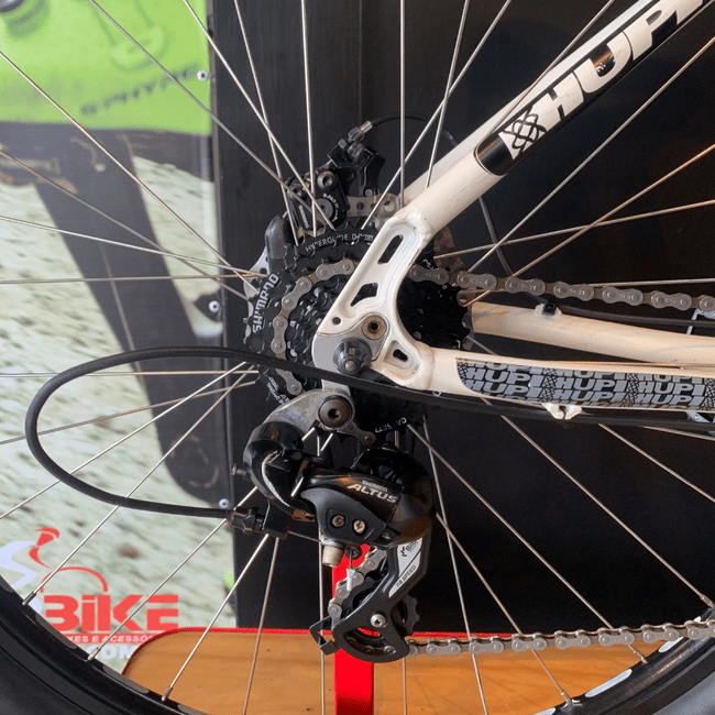 Bicicleta Hupi Nannai 29 Aro 29 Altus 24v Branco e Preto - Seminova