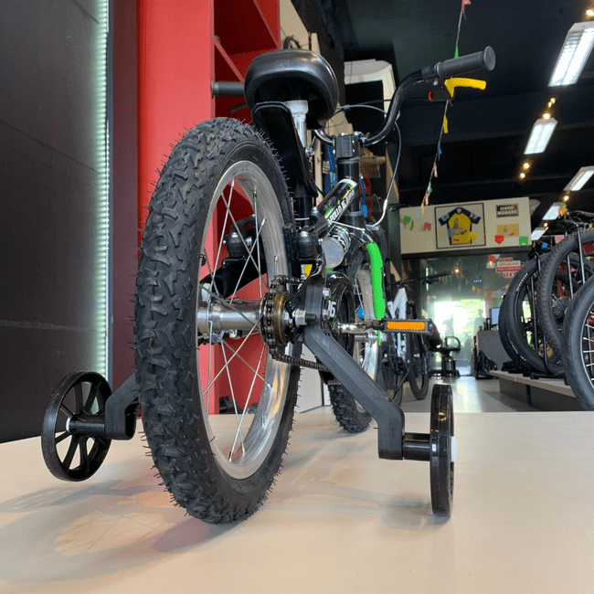 Bicicleta Nathor Apollo 3 Aro 16 Preto e Verde
