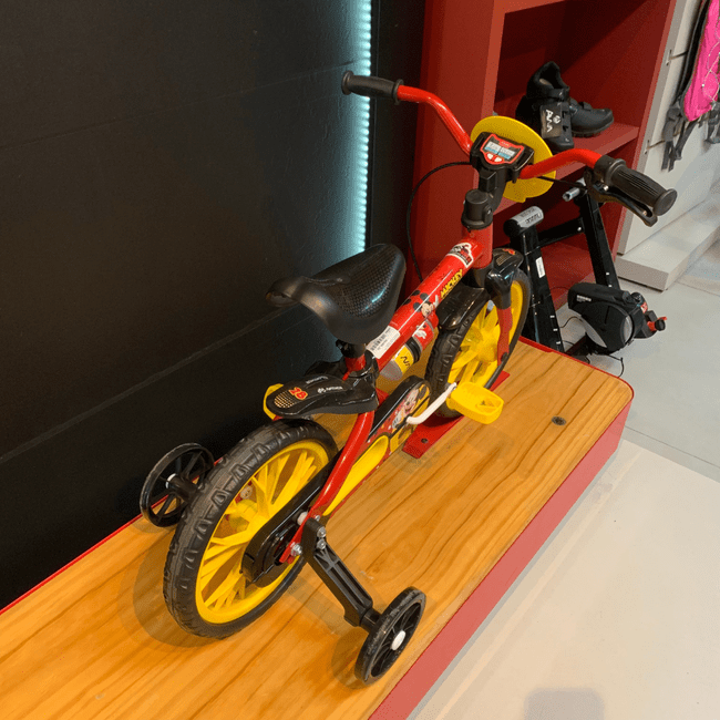 Bicicleta Nathor Mickey Aro 12 Vermelho Preto e Amarelo