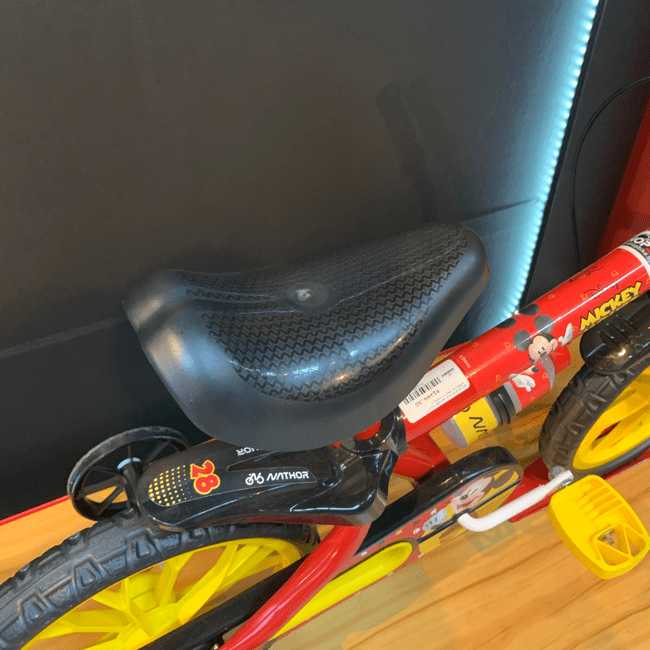 Bicicleta Nathor Mickey Aro 12 Vermelho Preto e Amarelo