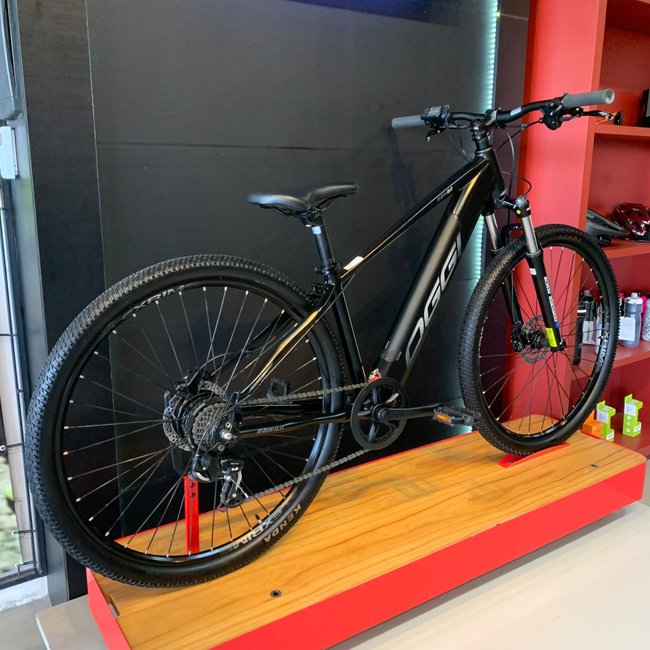Bicicleta Oggi 8.0 Aro 29 Tourney 7v Preto e Grafite - Seminova