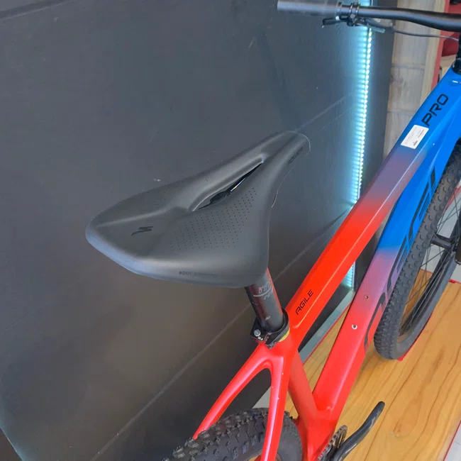 Bicicleta Oggi Agile Aro 29 Pro Sx 12v t-21 Azul e Vermelho - Seminova