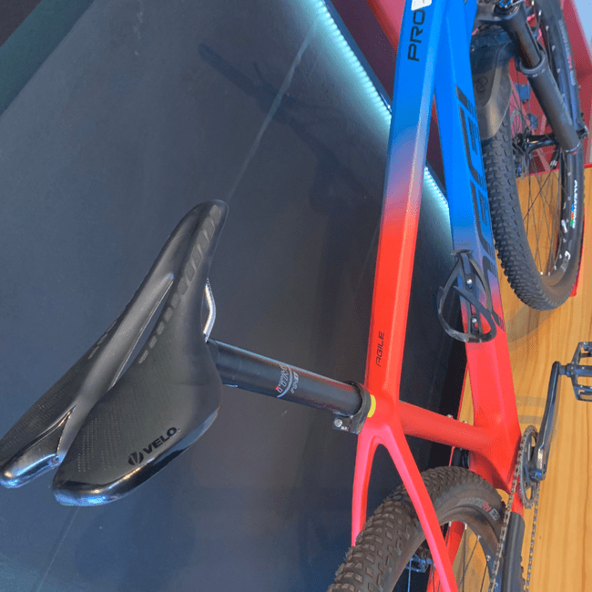 Bicicleta Oggi Agile Pro Aro 29 GX 12v Vermelho e Azul - Seminova