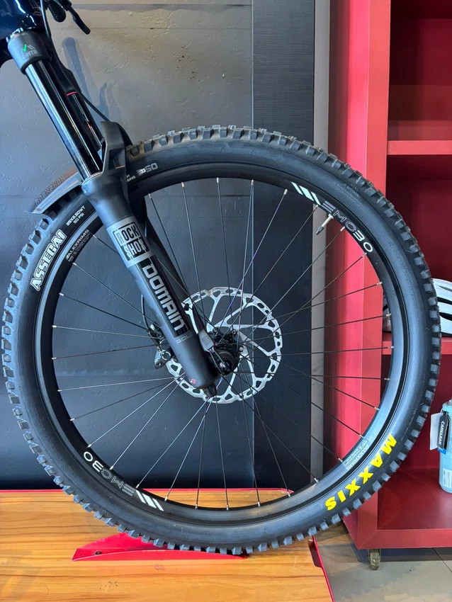 Bicicleta Oggi Aro 29 Potenza Sport Deore 12v Azul e Verde