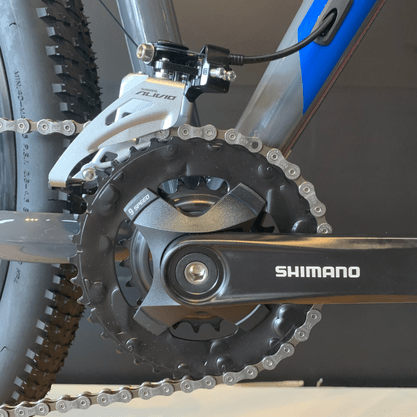 Bicicleta Oggi Big Wheel 7.0 Aro 29 Alivio 18v 2022 Grafite e Azul e Preto