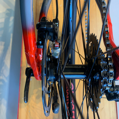 Bicicleta Oggi Big Wheel 7.0 Aro 29 Alivio 18v 2022 Grafite e Vermelho e Preto