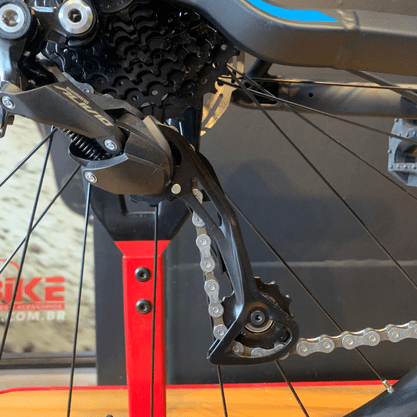 Bicicleta Oggi Big Wheel 7.0 Aro 29 Alivio 18v 2022 Preto e Azul