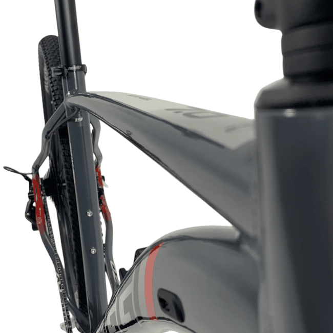 Bicicleta Oggi Big Wheel 7.0 Aro 29 Cues 9v 2024 Grafite e Vermelho e Cinza