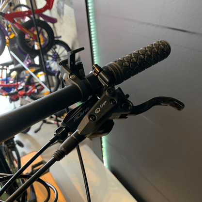Bicicleta Oggi Big Wheel 7.1 Aro 29 Deore 18v 2022 Preto e Verde