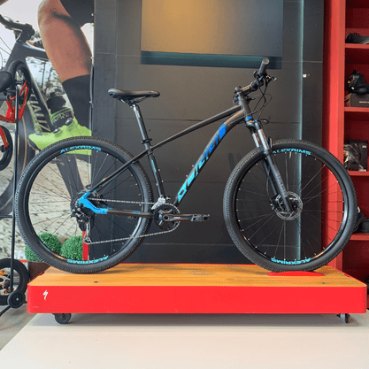 Bicicleta Oggi Big Wheel 7.1 Aro 29 Deore 18v 2022 Preto e Azul