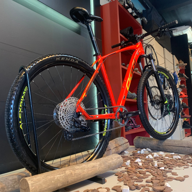 Bicicleta Oggi Big Wheel 7.2 Aro 29 Deore 12v Vermelha - Seminova
