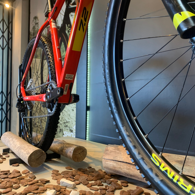 Bicicleta Oggi Big Wheel 7.2 Aro 29 Deore 12v Vermelha - Seminova