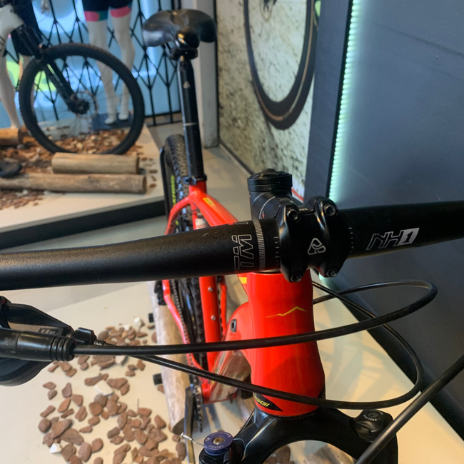 Bicicleta Oggi Big Wheel 7.2 Aro 29 Deore 12v Vermelha - Seminova