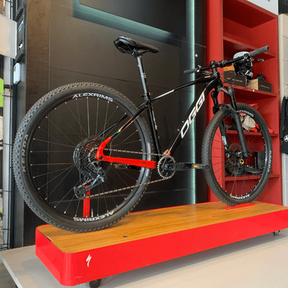 Bicicleta Oggi Big Wheel 7.6 Aro 29 Sram GX 12v 2022 Preto e Vermelho e Cinza