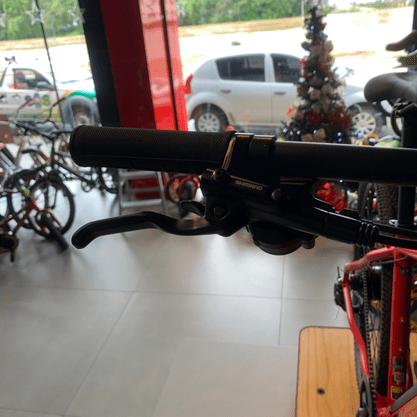 Bicicleta Oggi Big Wheel 8.0 E-bike Aro 29 Shimano 7v 2021 Vermelho e Dourado