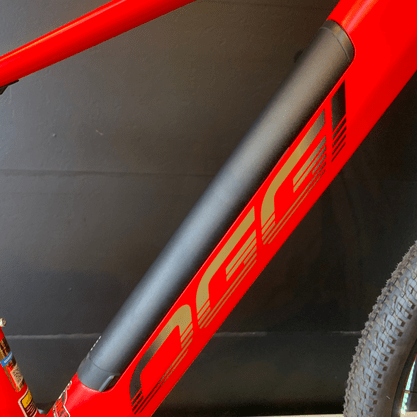 Bicicleta Oggi Big Wheel 8.0 E-bike Aro 29 Shimano 7v 2021 Vermelho e Dourado